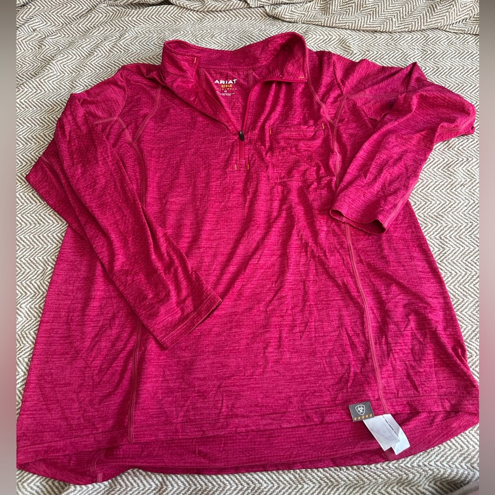 NWOT Ariat half zip